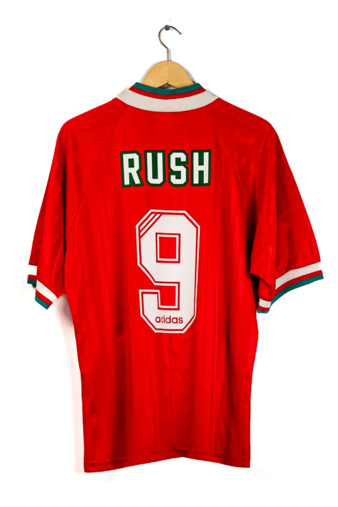 Liverpool 1993-1994 Home Ian Rush SS (L)