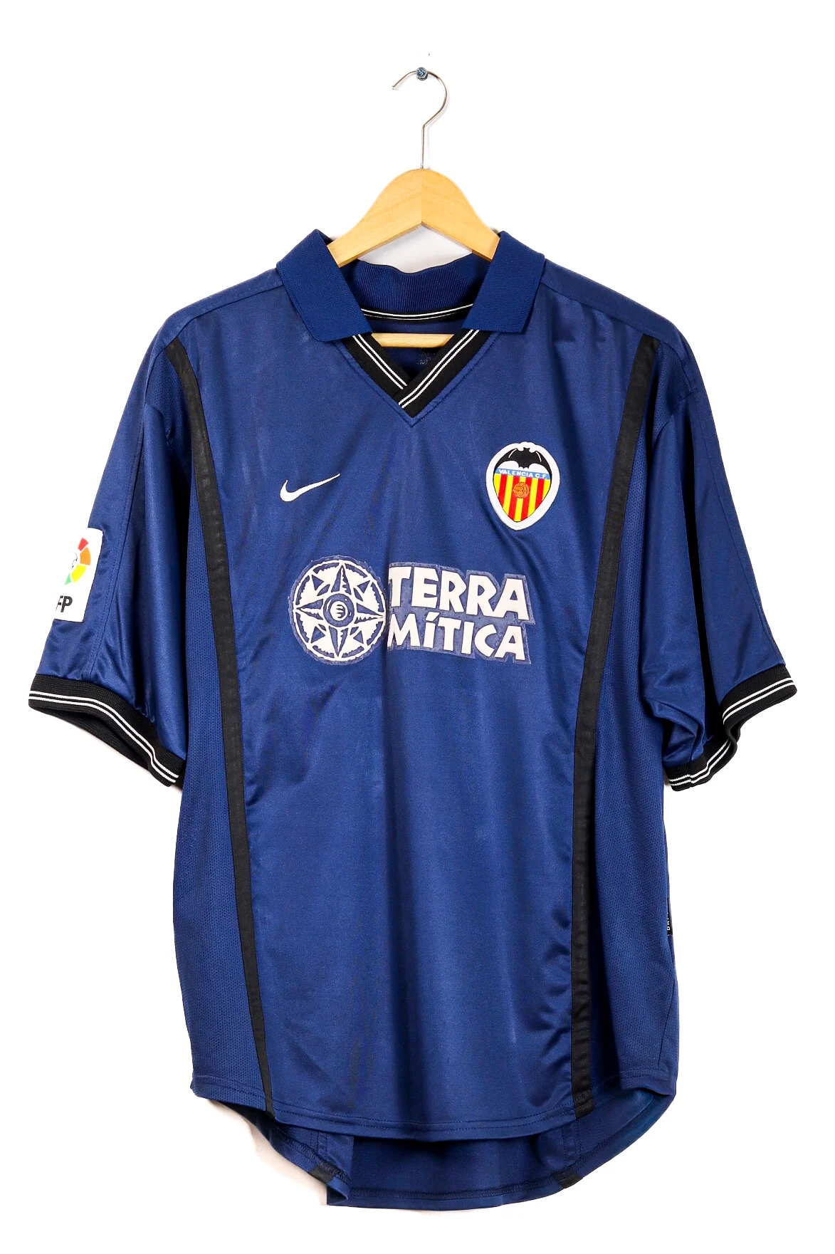 Valencia 1999-2000 Away Mendieta SS (L) - Image 2