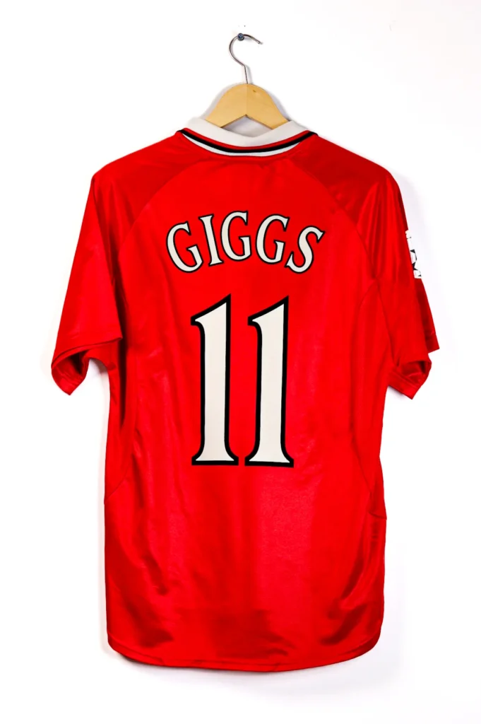 Manchester United 1999-2000 Home Giggs SS (M)