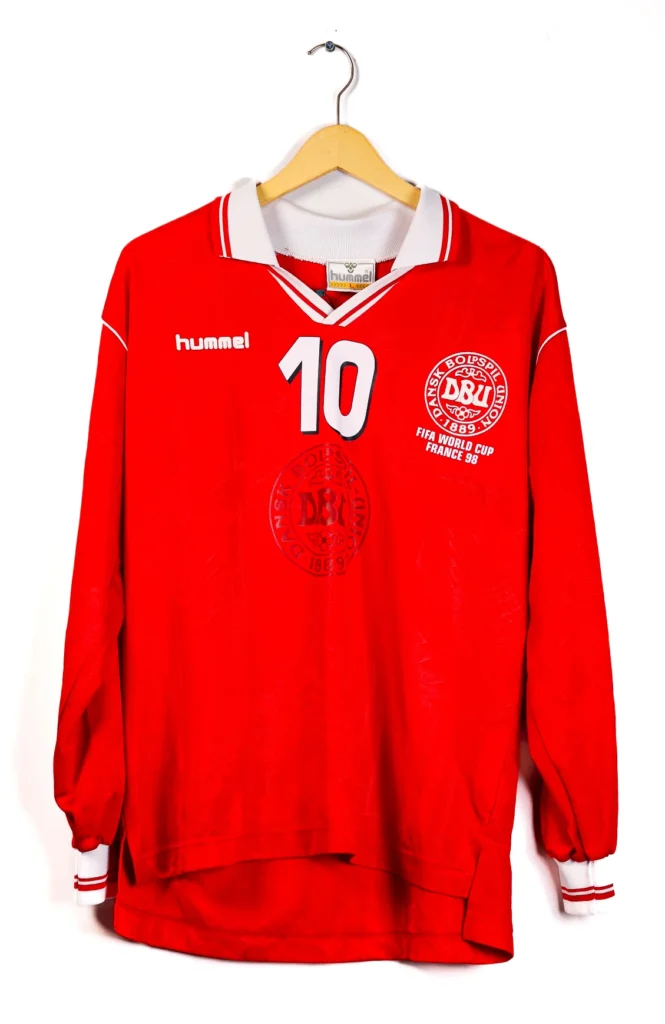 Denmark 1998 Home M. Laudrup LS (L)